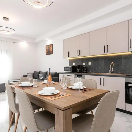 Sonny 2 Bedroom House * Koukounaria