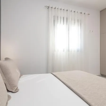 Sonny 2 Bedroom House Apartment Koukounaria