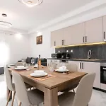 Sonny 2 Bedroom House * Koukounariá